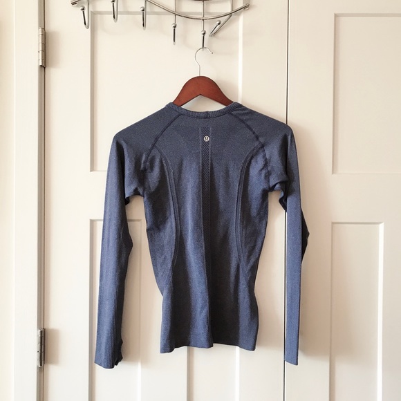 **SOLD** NWOT! Lululemon Swiftly Long Sleeve Crew - Picture 3 of 4